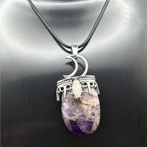 🌙 Amethyst Crescent Moon Pendant Necklace 🌙
